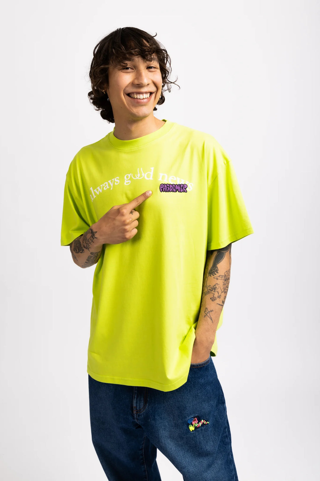 GOOD NEWS TEE – AngelParkBoutique