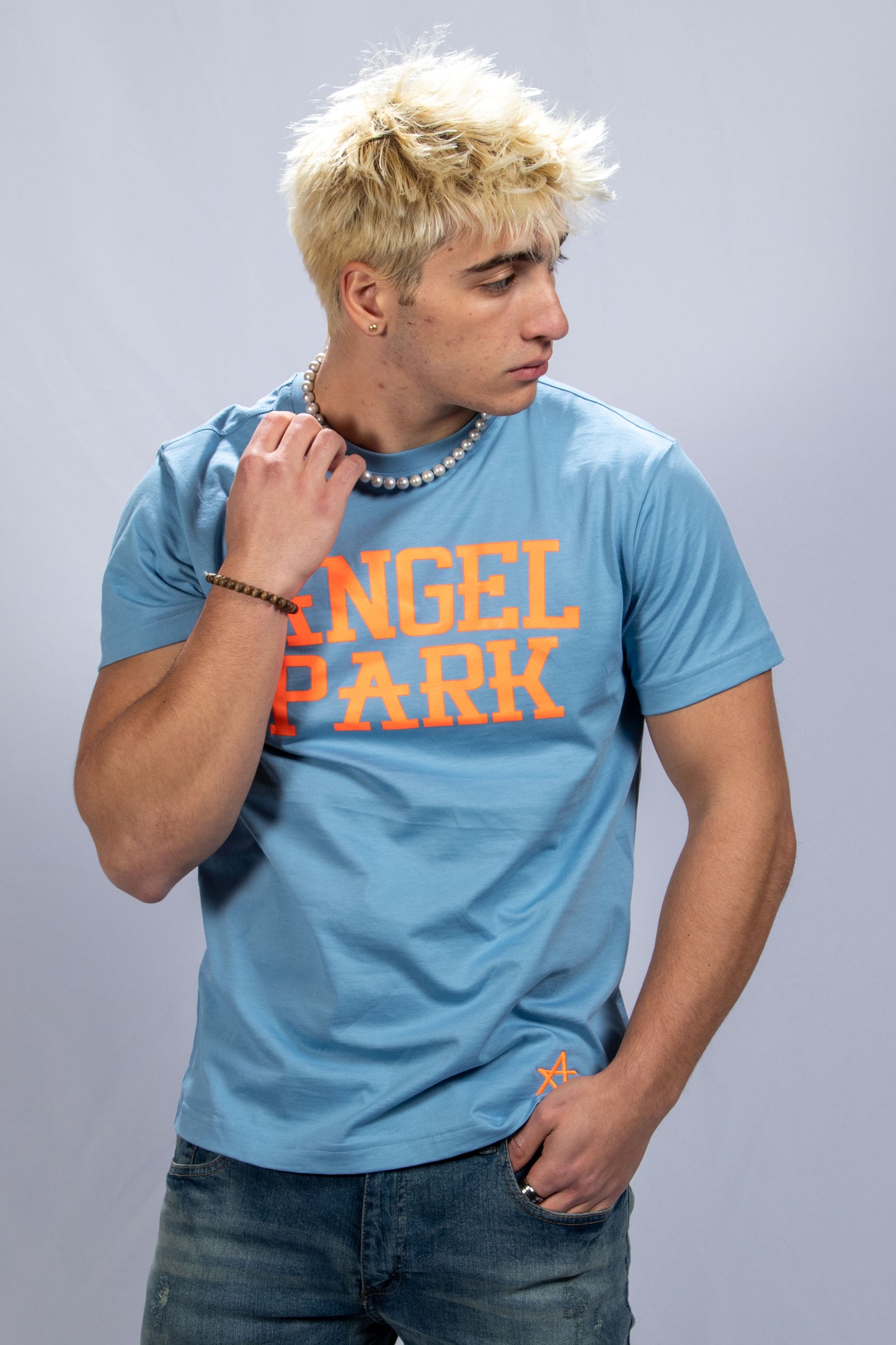 CLASSIC LOGO TEE